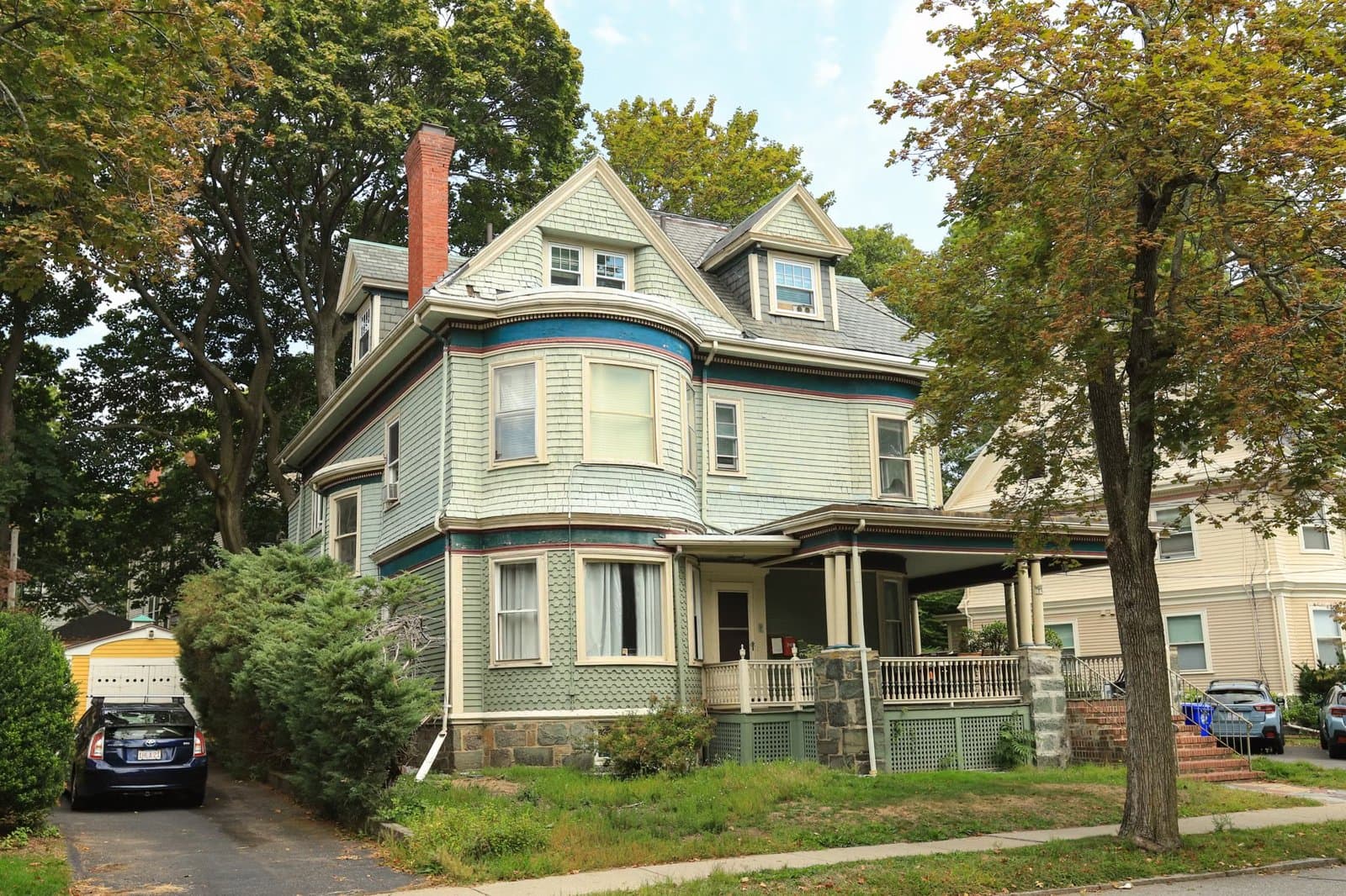 Birds Hill Needham: Bigger Lots for Move-Up Buyers