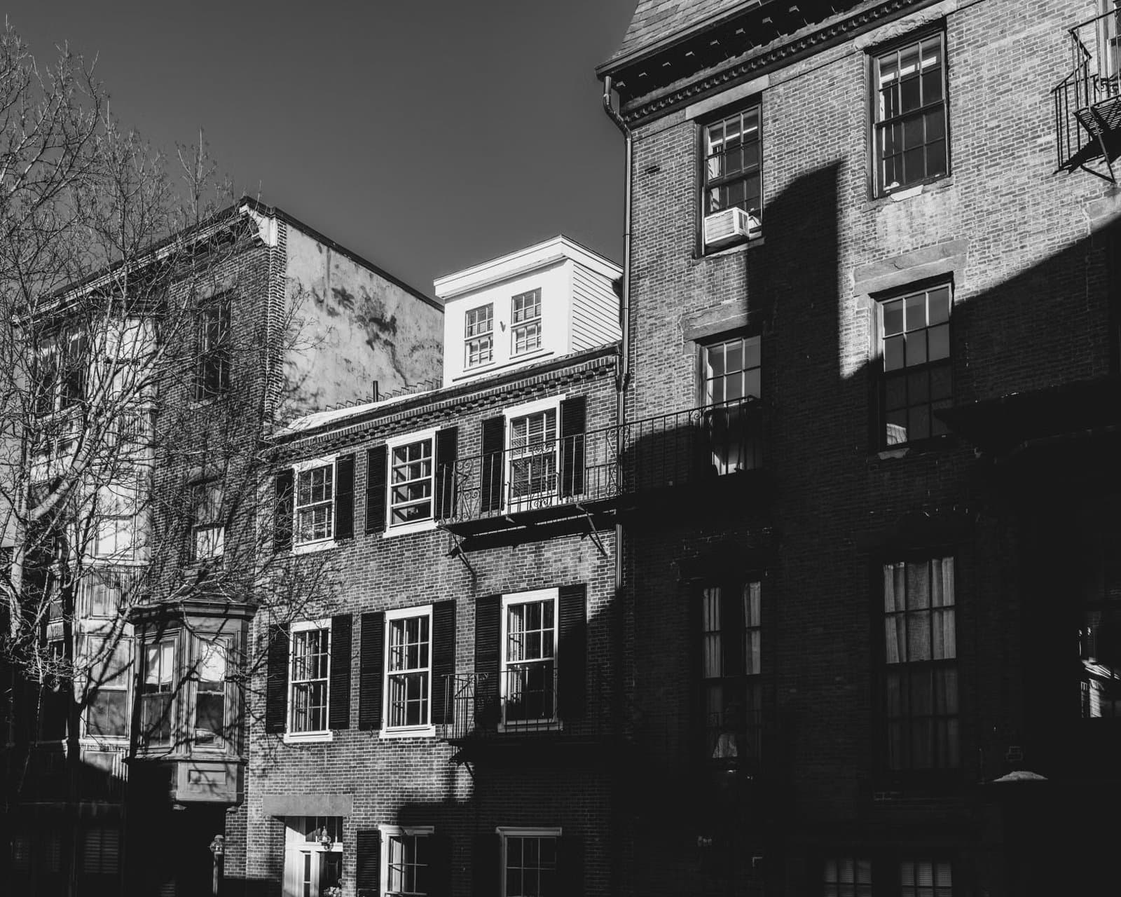 Newton Centre vs. Waban: Space or Quiet Per Dollar